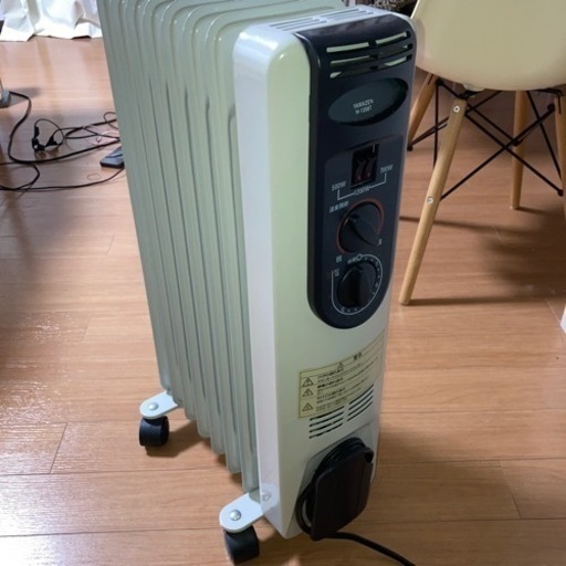 山善　オイルヒーター