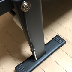 明日のお昼頃引取り可能な方！20%オフしました　組み立ての要らない折りたたみ高脚ベッドの画像