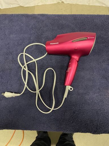 パナソニック Panasonic　ナノケア　ヘアドライヤー　ナノイー　ダブルミネラル　スカルプモード　冷風　EH-CNA99 2018年製
