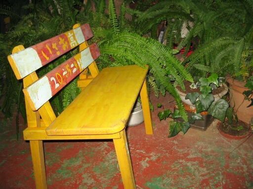 キッズベンチ　2台セット引取りでお願いします。