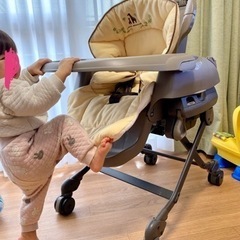 コンビ ホワイトレーベル ハイローチェアー ネムリラ の画像