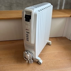 デロンギ オイルヒーター  DDQ0915-WH
