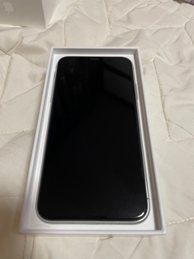 iPhone x  15,000円