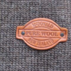 ★マフラー　　WOOL    　　  茶系色　　　美品の画像