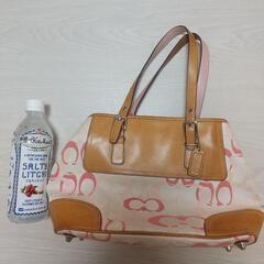 COACHのハンドバッグが1500円！の画像
