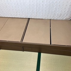 シングルベッドフレーム＋マットレスの画像
