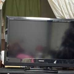 東芝REGZA 32A1Sとテレビ台
