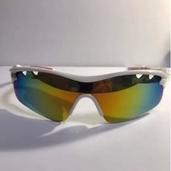 【新品】スポーツサングラス　フレーム白　未使用‼️の画像