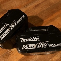 マキタ　インパクトドライバー18v/バッテリー×２/充電器の画像