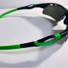 【新品】スポーツサングラス　フレーム:グリーン　未使用‼️の画像