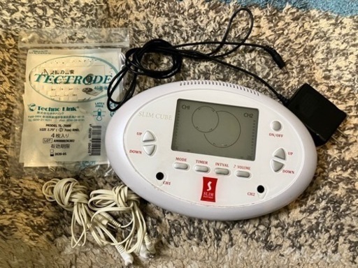 定価30万　EMS スリムキューブ