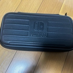 Switchのケースの画像