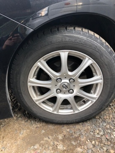 スタッドレスタイヤ付きホイール