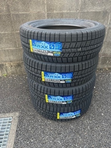 ⭐︎205/60R16 ダンロップ 新品スタッドレスタイヤ 2022年製⭐︎