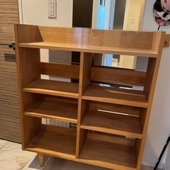 モモナチュラル　本棚