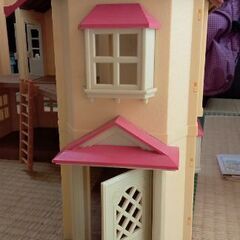 シルバニアファミリー 赤い屋根の大きなお家の画像