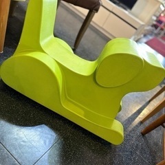 Sixinch WAN.犬型スツール