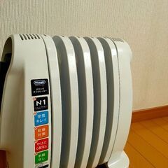 綺麗め🍭デロンギ オイルヒーターNJM0505の画像