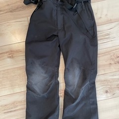 cosby⭐︎スノーウェア上下130の画像