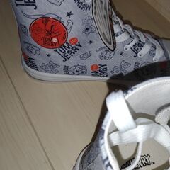 トムとジェリー　ハイカットスニーカー24cmの画像