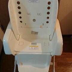 Combi ハイローチェアの画像