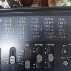 電子ピアノ エレクトーンの画像