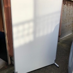 パーティション　B