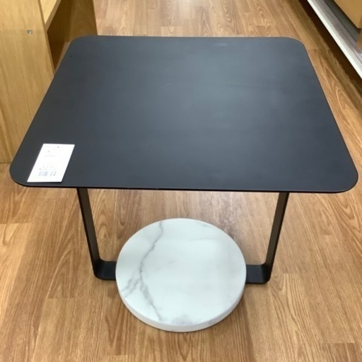 Moda en Casa サイドテーブル売ります‼︎