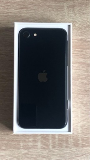 iPhone SE 第3世代　ミッドナイト64GB バッテリー100%