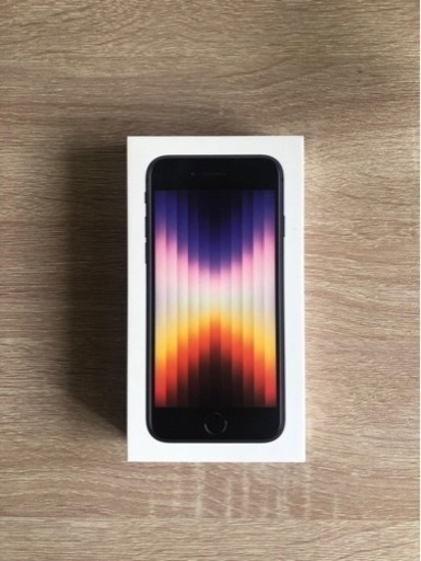 iPhone SE 第3世代　ミッドナイト64GB バッテリー100%