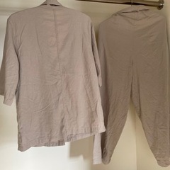 セットアップ　ベージュ　Lサイズの画像