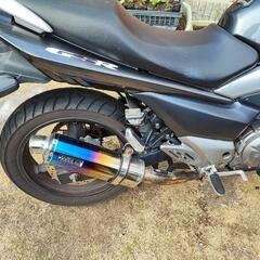 GSR250 車体
