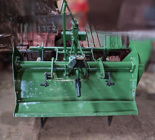 鹿児島発　日立建機ティエラトラクター用つる切り機KH-3