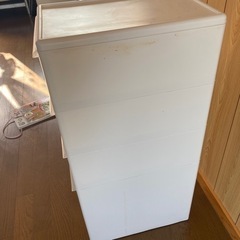 収納ケース　4段の画像