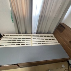 収納付きシングルベッド
