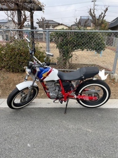 ホンダ　FTR223 トリコロールカラー