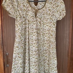 夏用　ワンピース？
