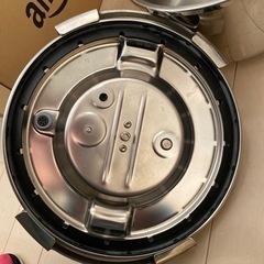 【お話し中です】ティファール 圧力鍋の画像