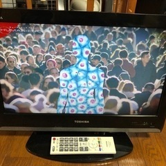 TOSHIBA　REGZA　19型　液晶テレビの画像