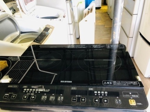 5KM 以内配送無料　アイリスオーヤマ IRIS OHYAMA IHK-W1-B [2口IHコンロ