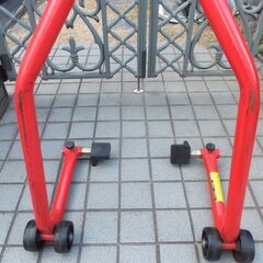 バイク用　メンテナンススタンド リアスタンド　ストレート製　品番art.15-910 中古です。の画像