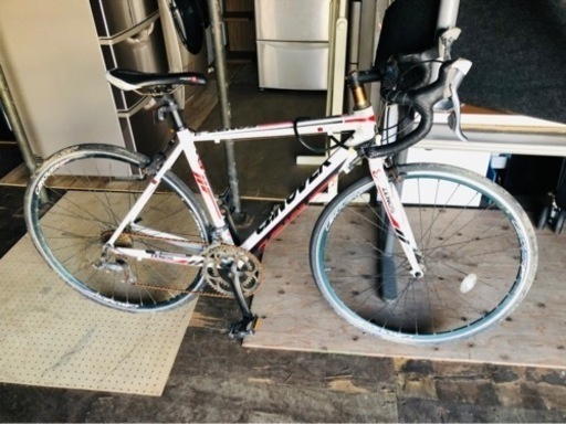 5KM 以内配送無料　自転車CANOVER CAR-011 ZENOS [ホワイト]