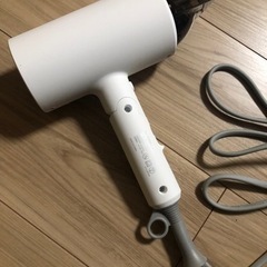 【ほぼキズ等なし】ドライヤーの画像