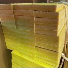 ■30枚セット■高気密断熱防音吸音材 高密度90K 厚25mm 450mm x 100mmサイズ　グラスウールグラスファイバー遮音リフォームの画像