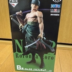 ワンピース　ゾロ　フィギュア