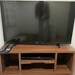 【受け渡し先決定】4K 43vテレビ & 4Kビデオデッキ