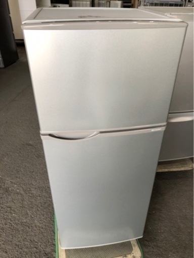 5KM 以内配送無料　１１８L シャープ SHARP SJ-H12B-S [直冷式冷蔵庫 仕様/寸法 | SJ-H12B | 冷蔵庫トップ：シャープ