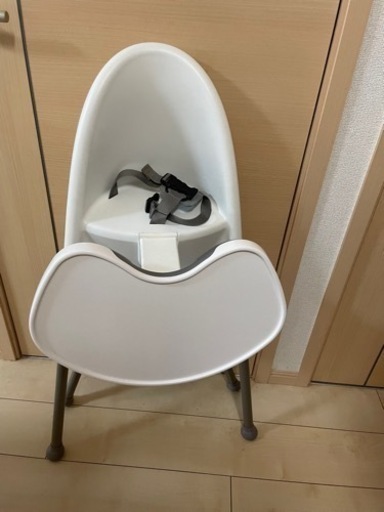 ベビービョルンのハイチェア ベビーチェア BABY BJORN ホワイト