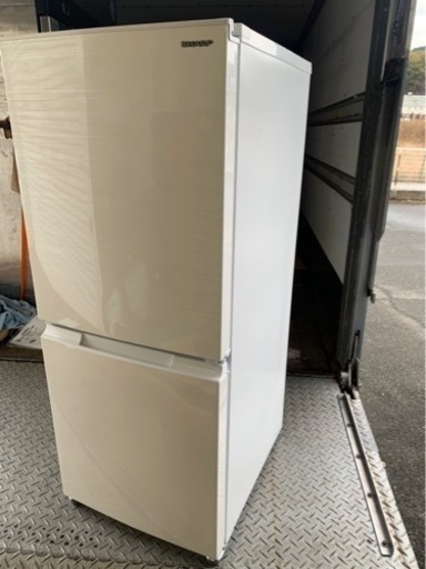5KM 以内配送無料　１５２L  021年式　シャープ SHARP SJ-D15G-W [冷蔵庫 （つけかえどっちもドア） 2ドア ホワイト系]