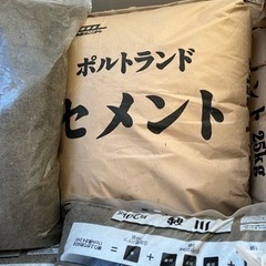 セメントと川砂